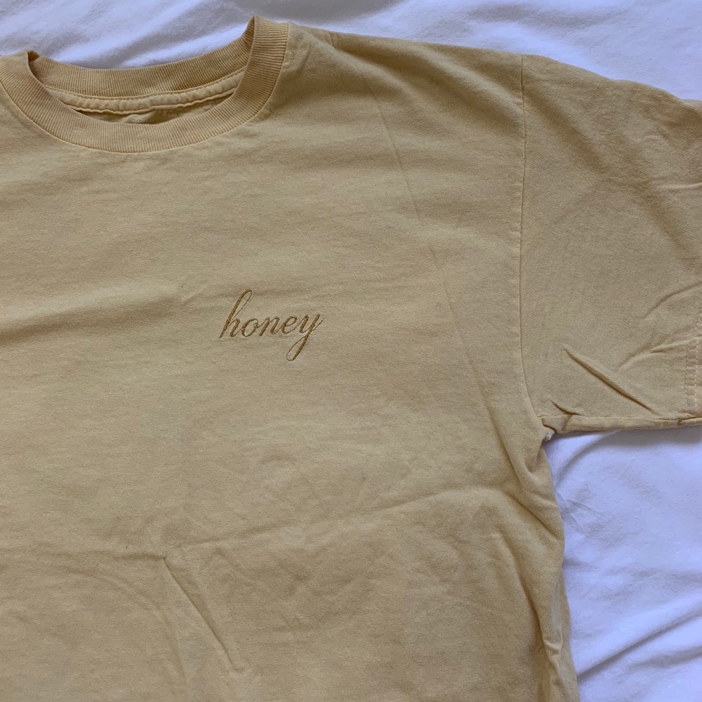 Brandy Melville Tee